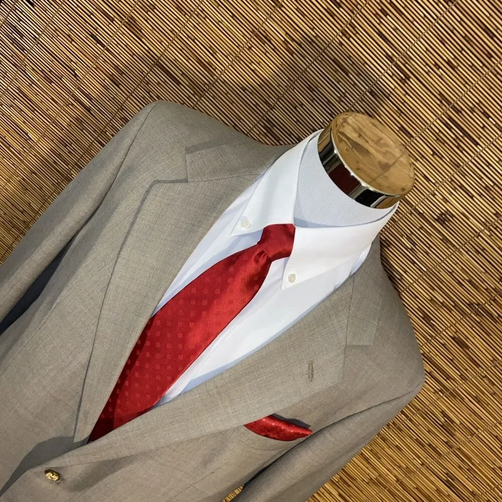 Classic Blazer Beige Gold Buttons Suit Jacket Men’s 44 Sport Coat Made In USA